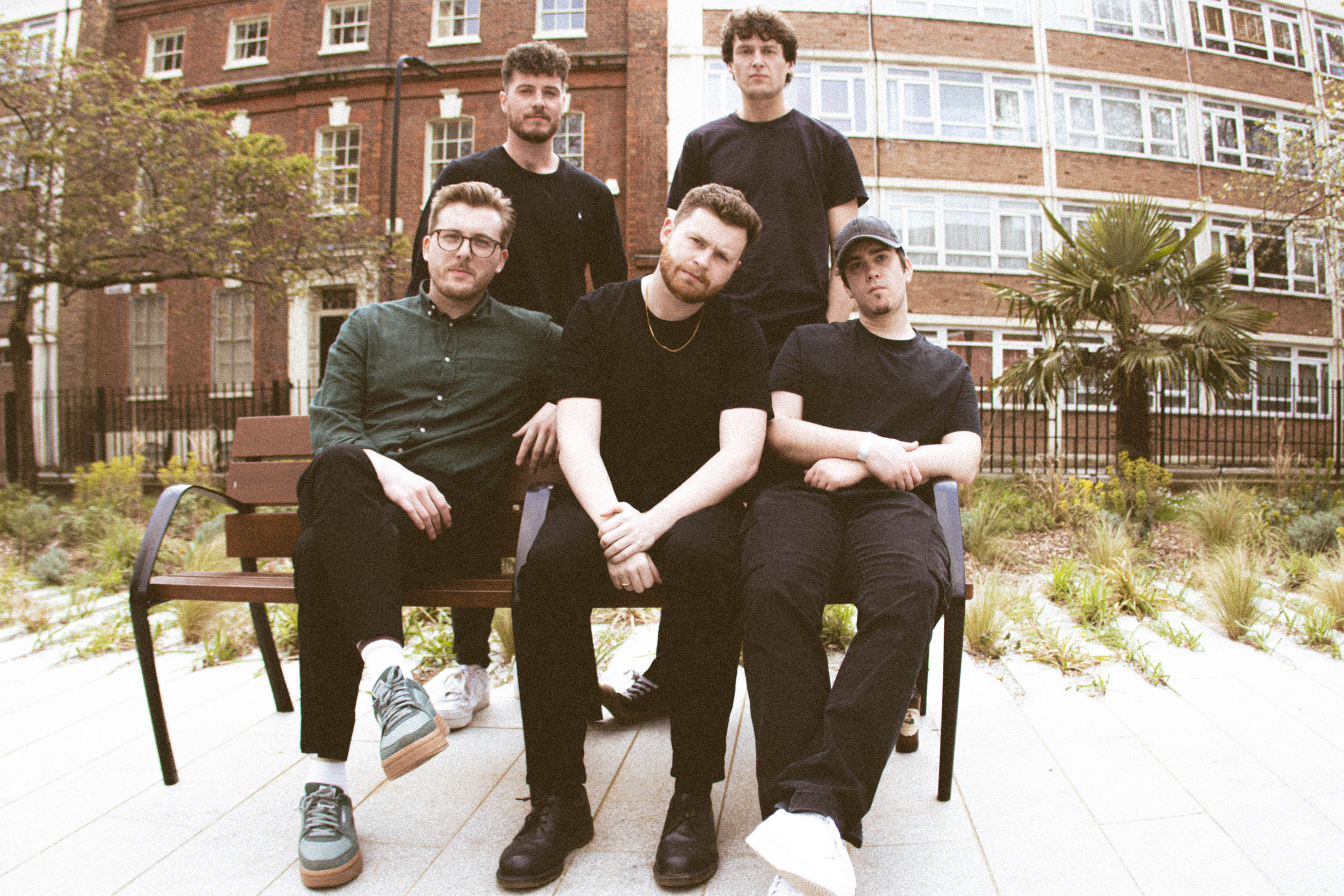 Rila’s Edge Shine On ‘Pimlico Road’