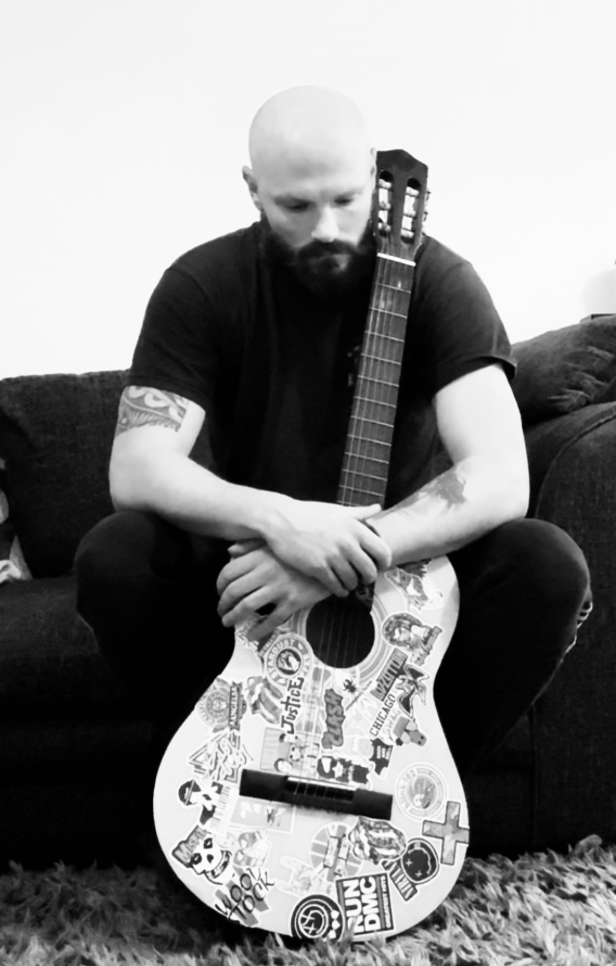 Cartoon Carnival Pens His Soul in New Album  ‘Writing in Poverty’