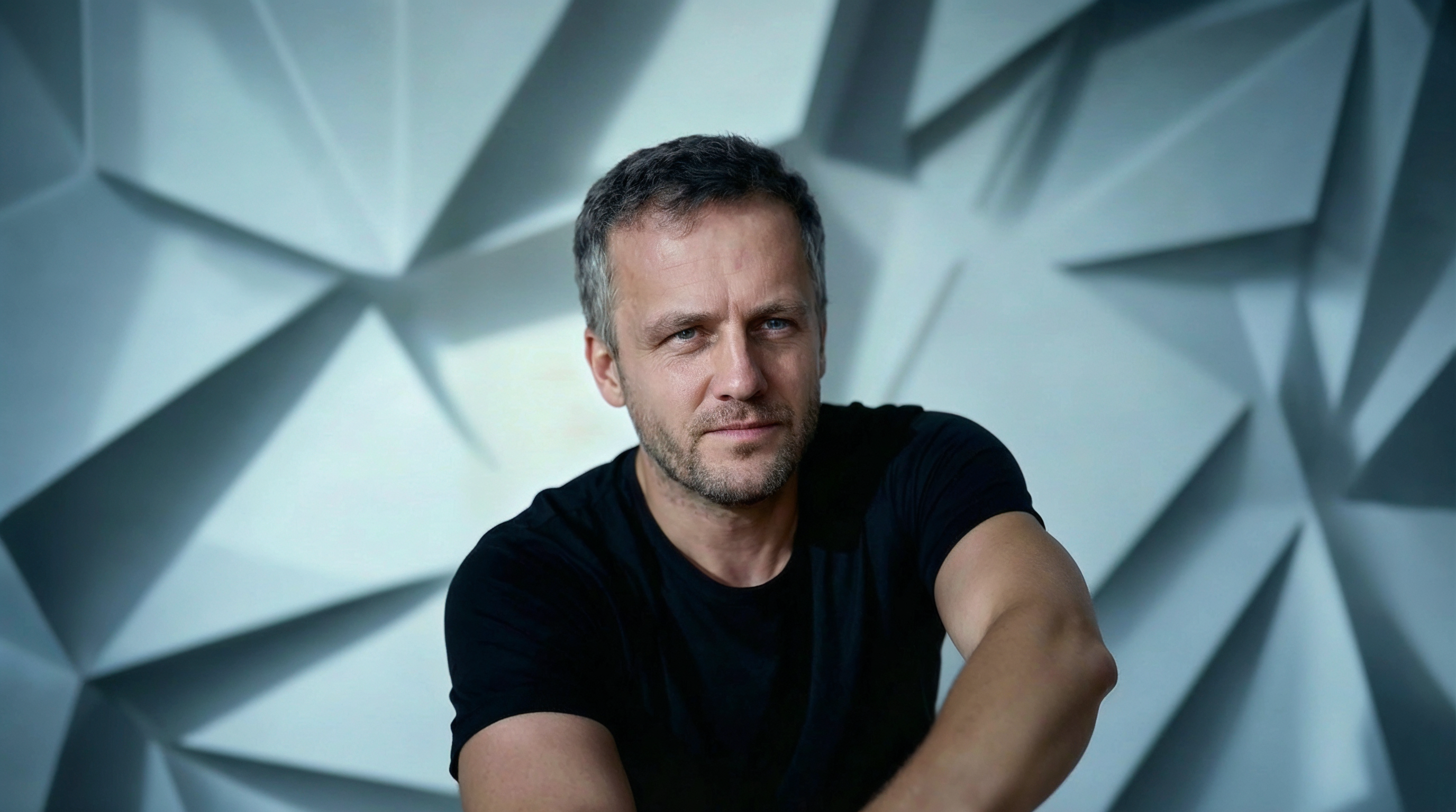 Cris Cap Shares New Single ‘Little Yellow Car’